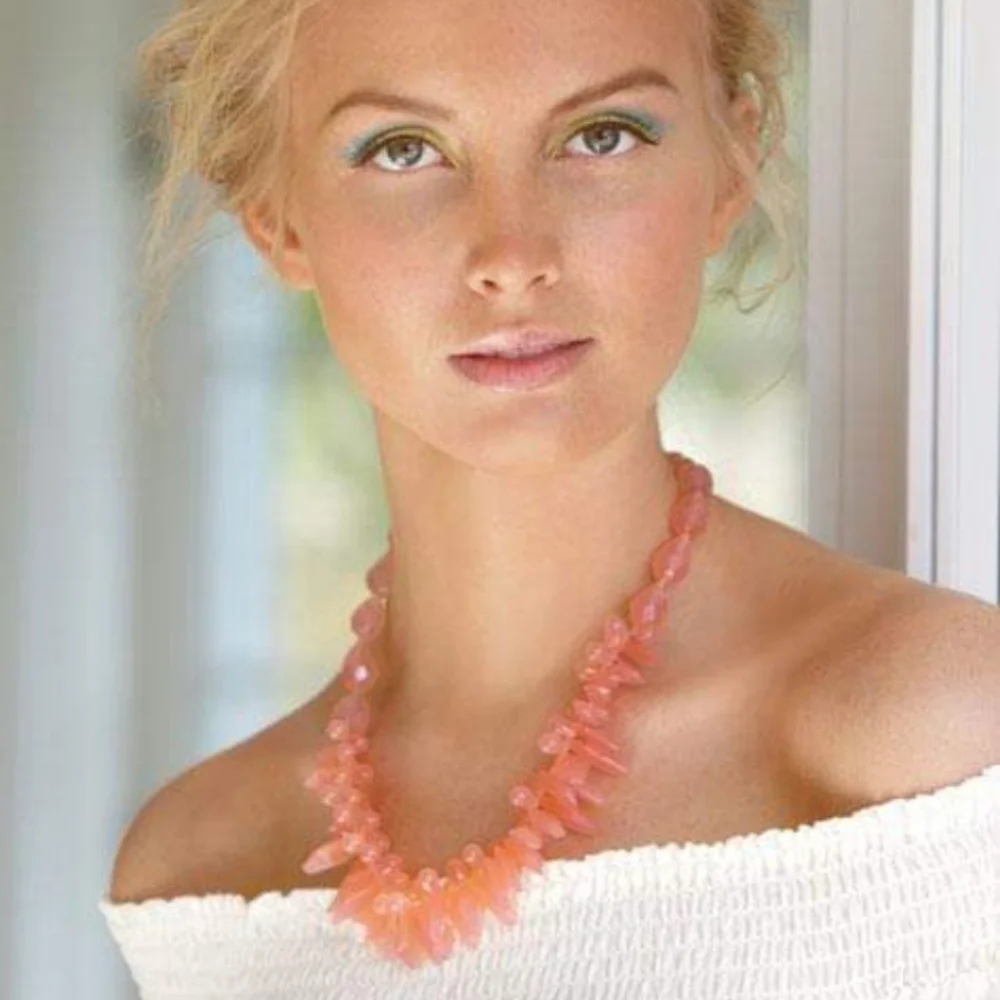 Rock of Ages Necklace in Peach Mark. Avon